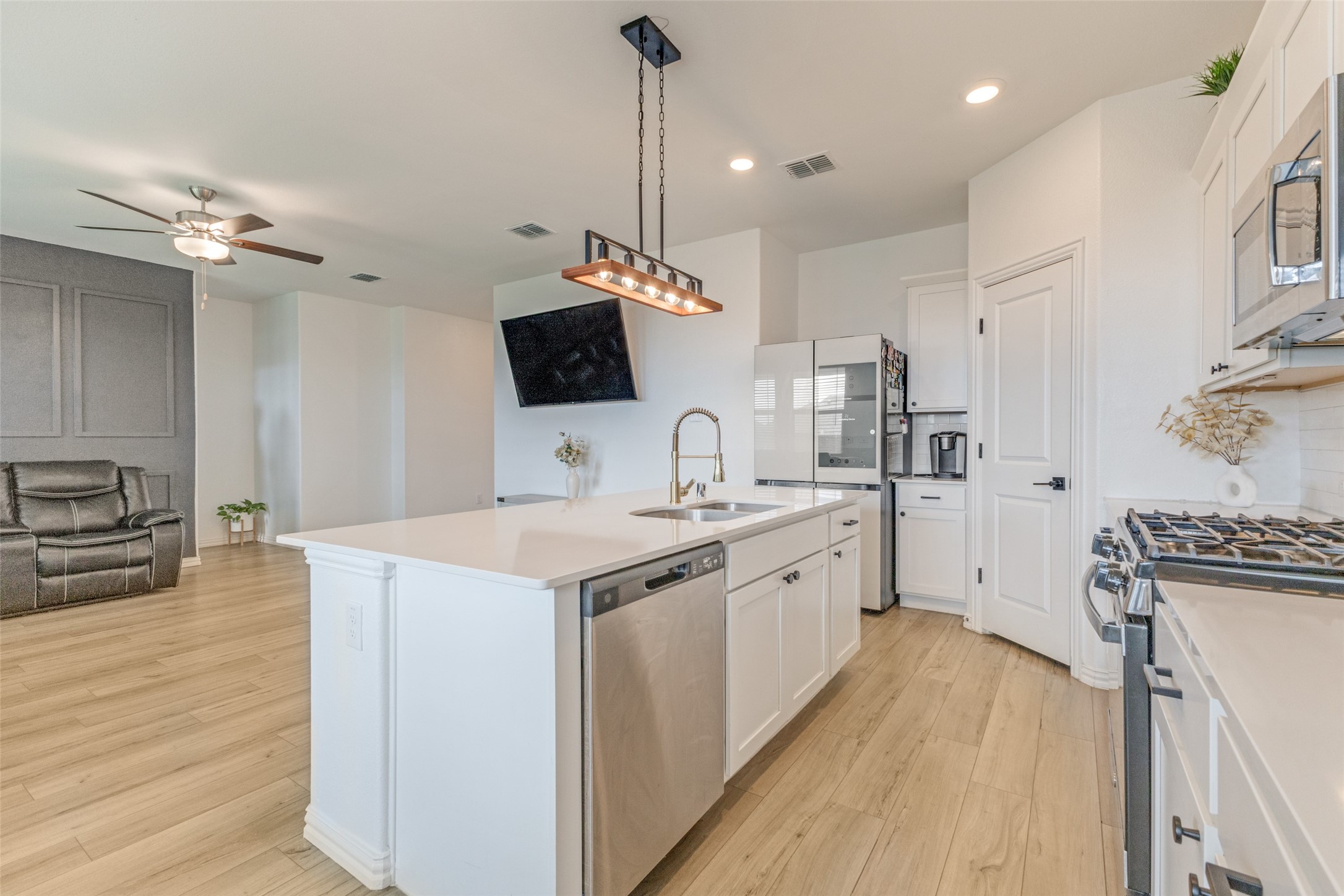 1038 Manuel Drive Fate TX 75087