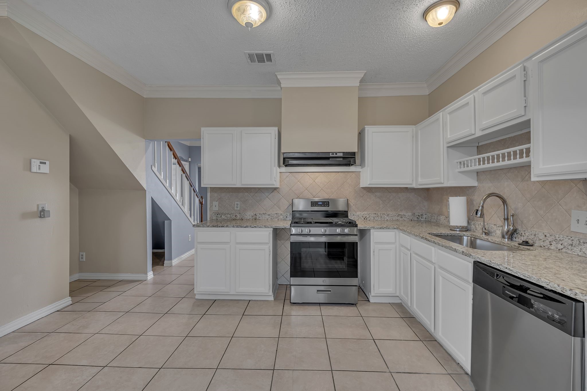 401 Magnolia Street Arlington TX 76012