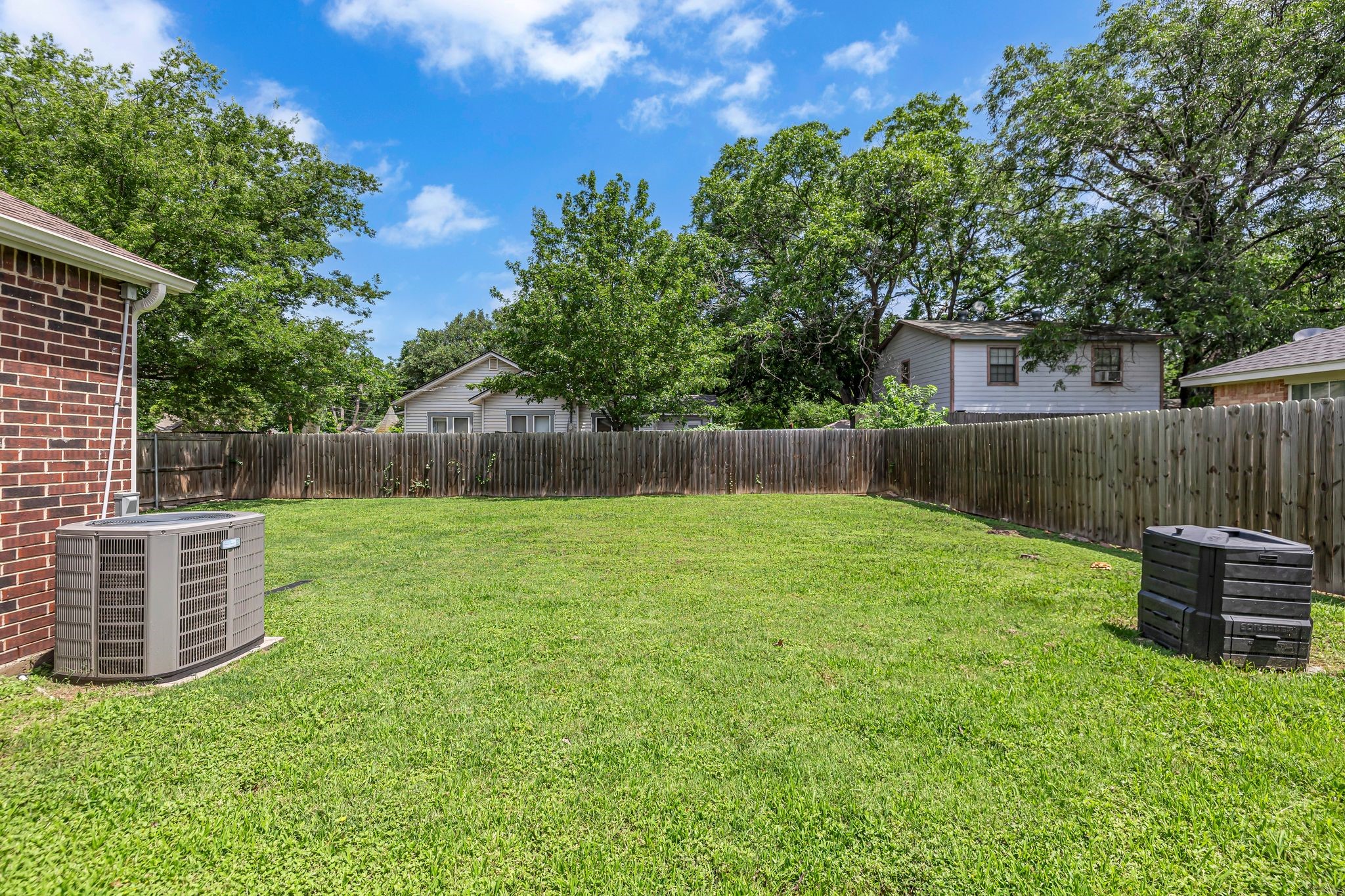 401 Magnolia Street Arlington TX 76012
