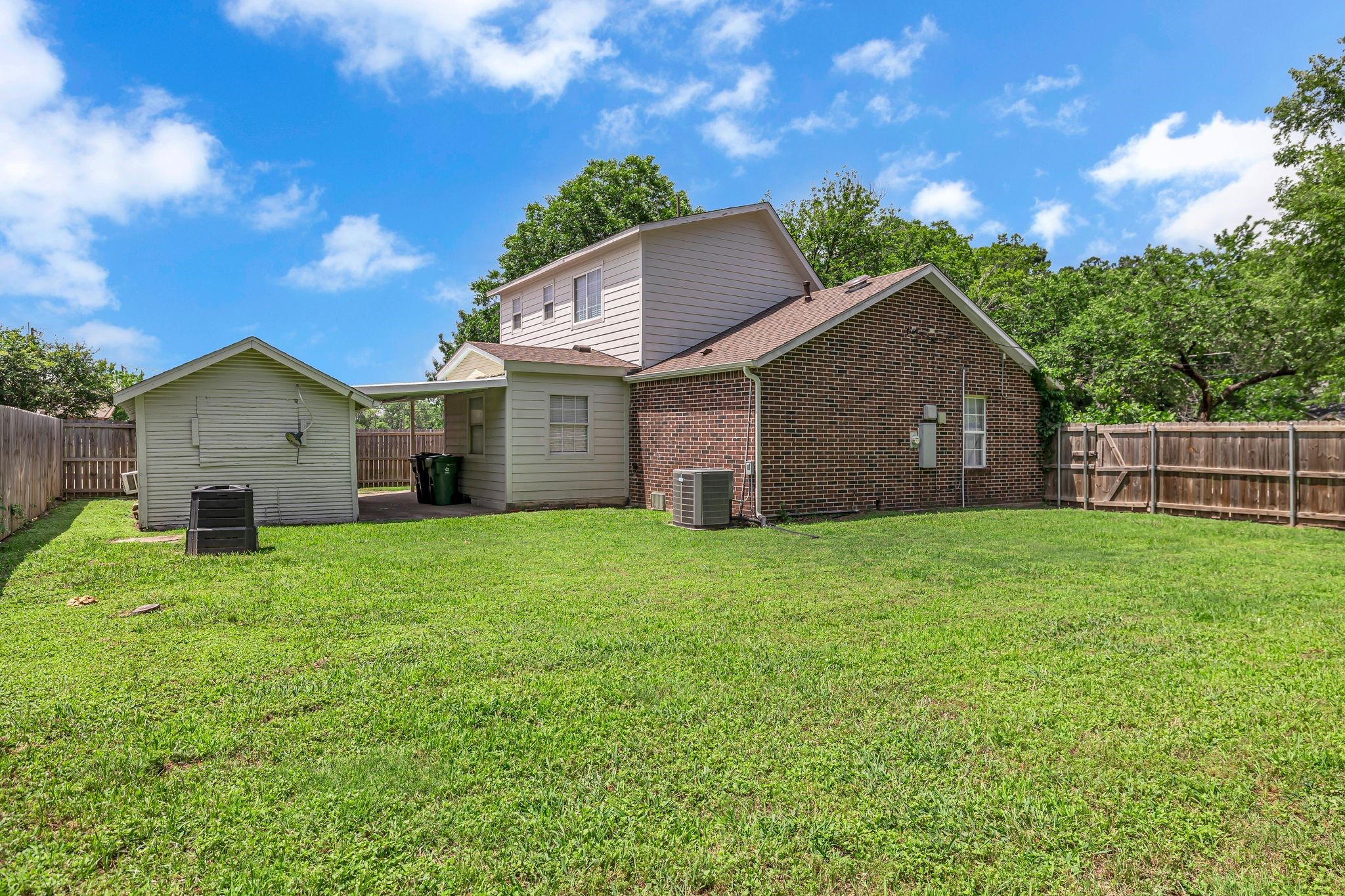 401 Magnolia Street Arlington TX 76012