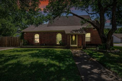 401 Magnolia Street Arlington TX 76012