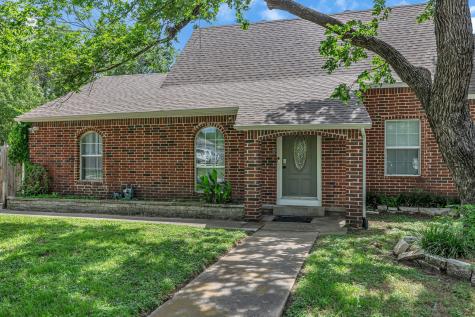 401 Magnolia Street Arlington TX 76012