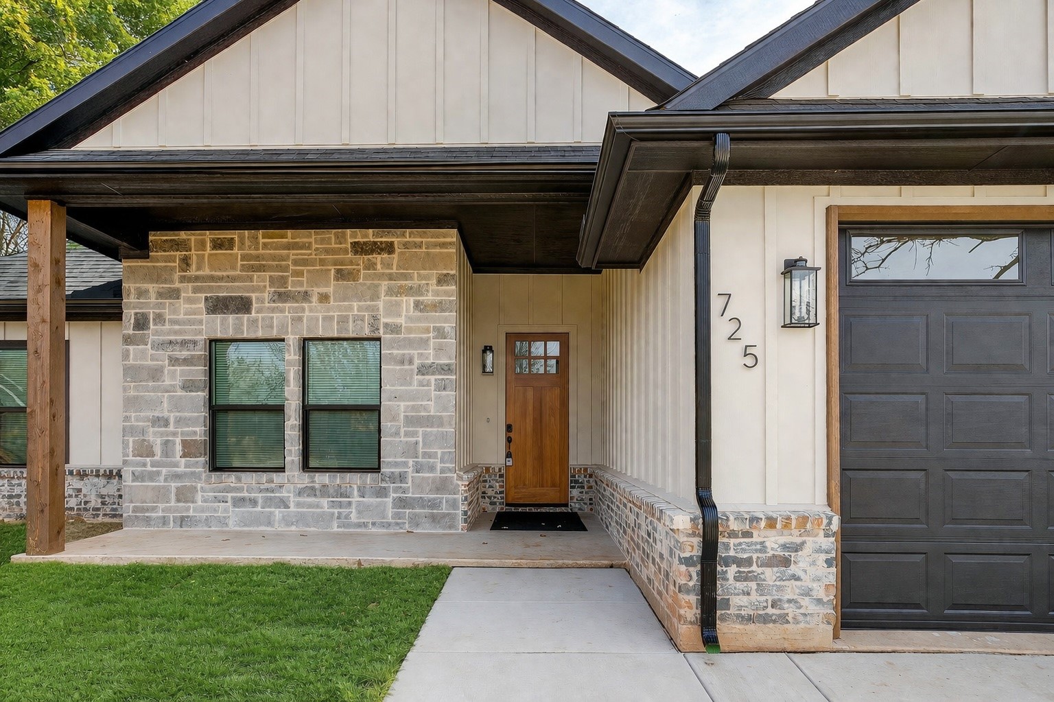 725 Haynie Drive Runaway Bay TX 76426