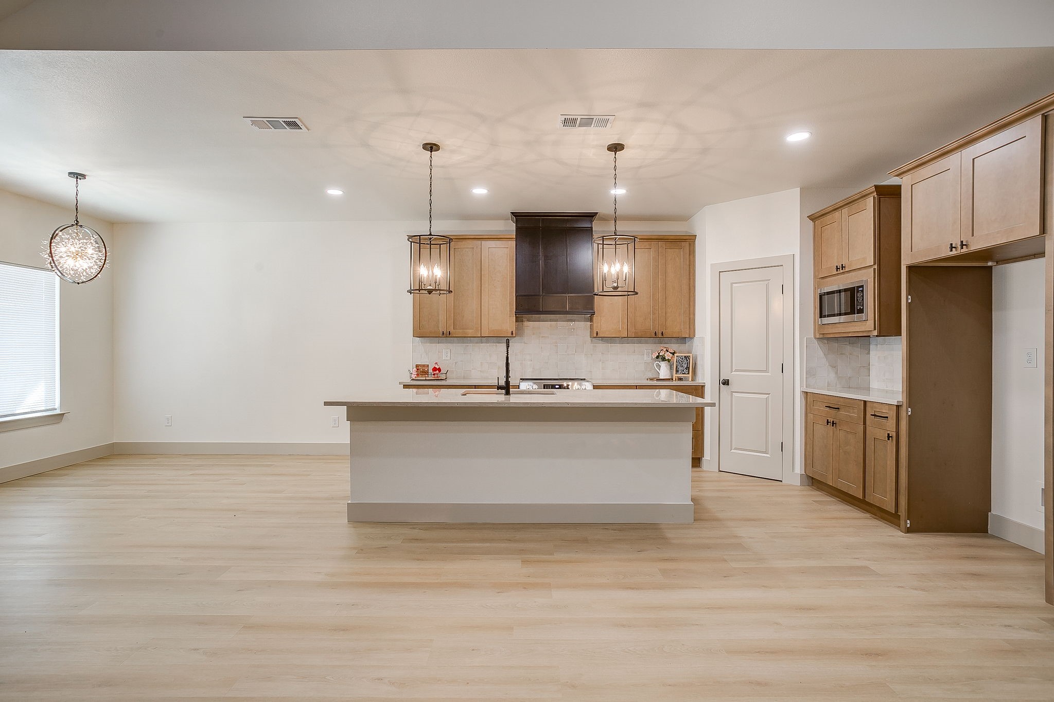 725 Haynie Drive Runaway Bay TX 76426