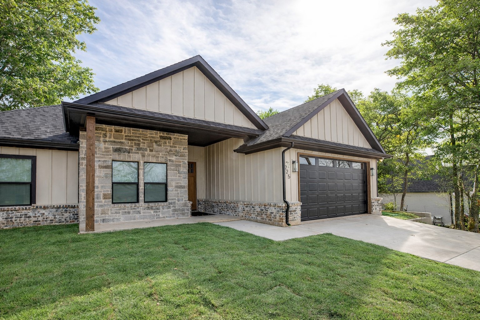 725 Haynie Drive Runaway Bay TX 76426