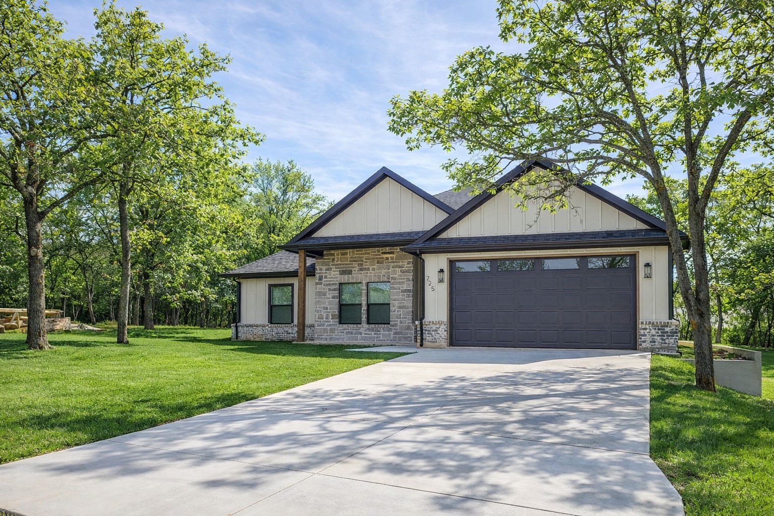 725 Haynie Drive Runaway Bay TX 76426