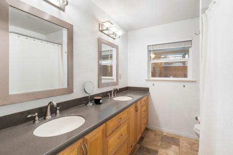 10973 Yorksprings Place Dallas TX 75218