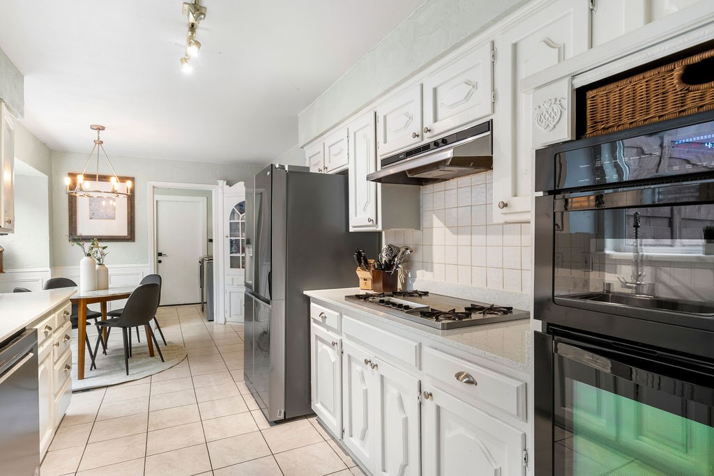 10973 Yorksprings Place Dallas TX 75218