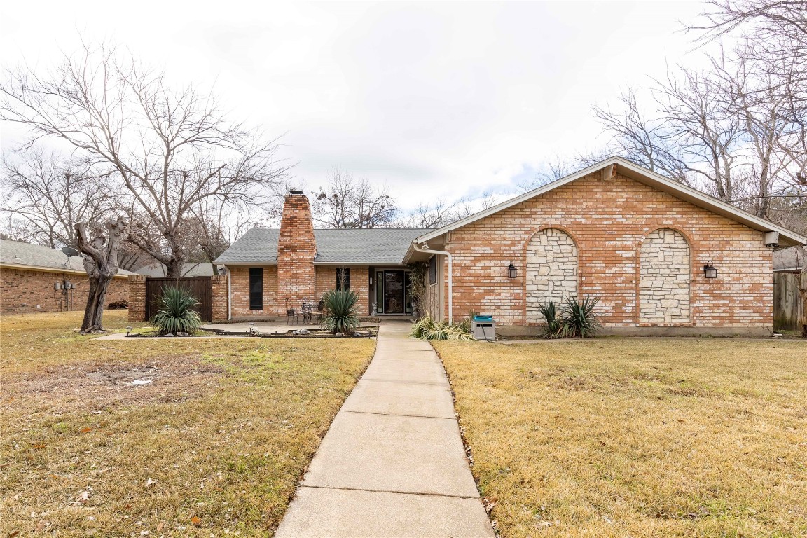 1705 Canadian Circle Grand Prairie TX 75050