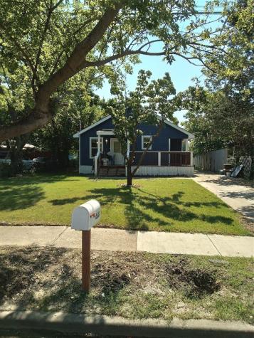 638 Rayenell Avenue Dallas TX 75217