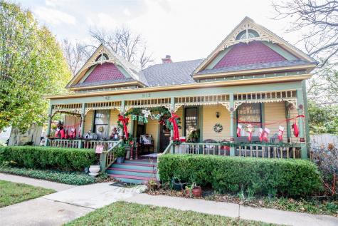 912 E Marvin Avenue Waxahachie TX 75165