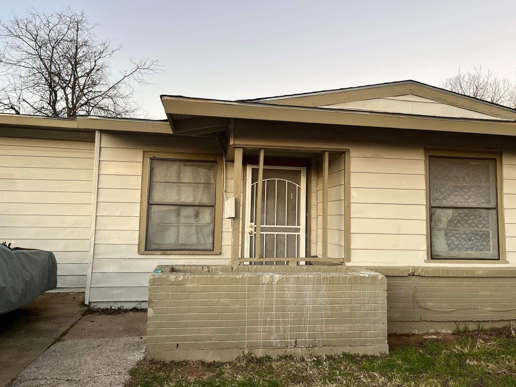 4021 Eastland Street Fort Worth TX 76119