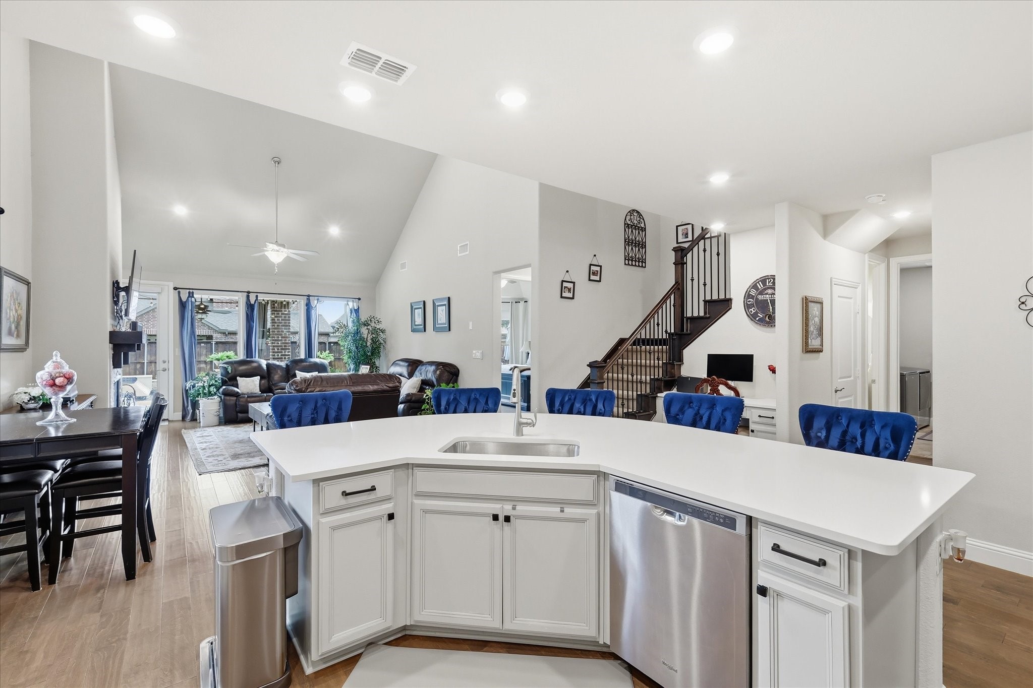3740 Manchester The Colony TX 75056