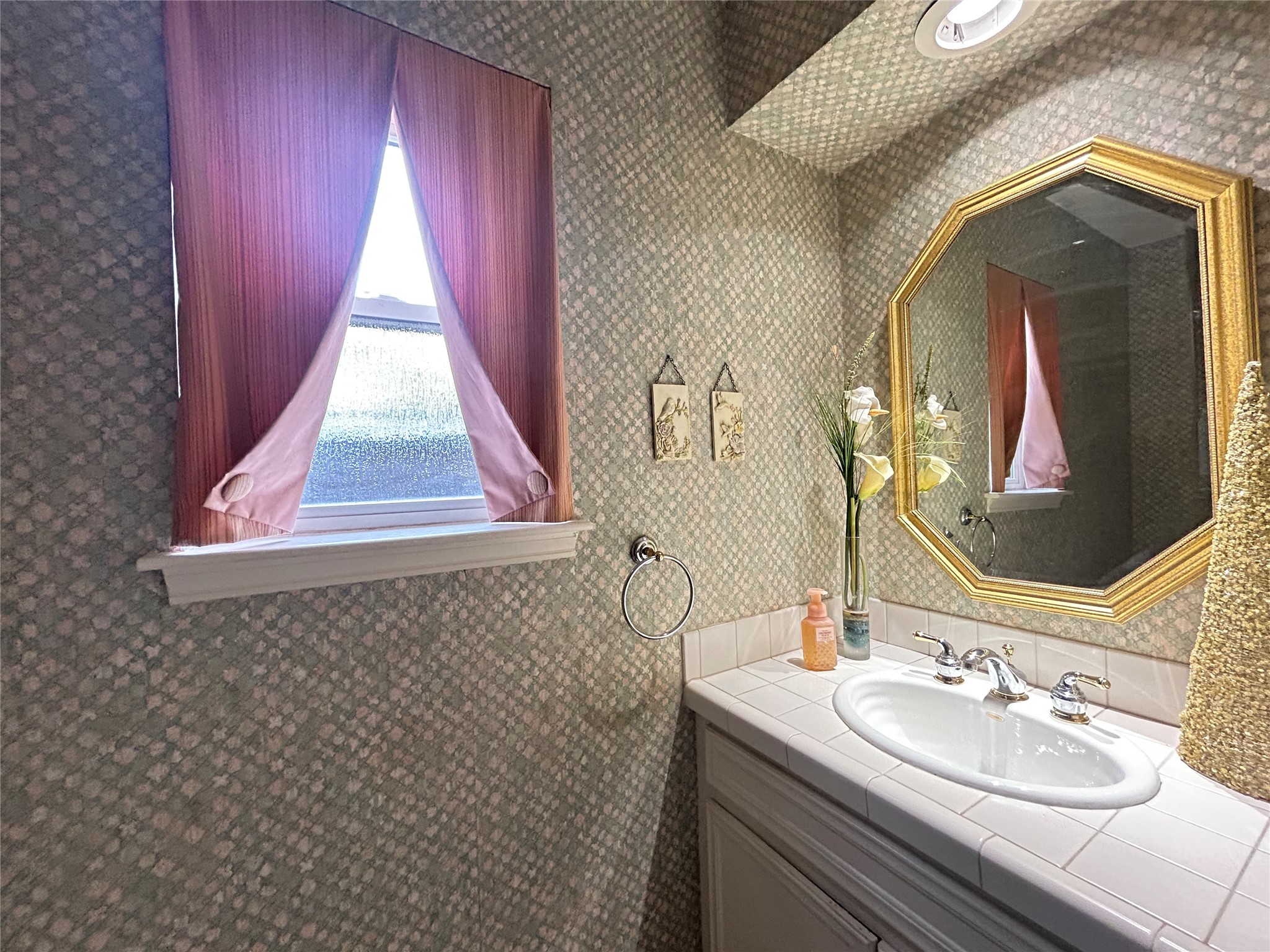 5602 Fountainbridge Lane Houston TX 77069