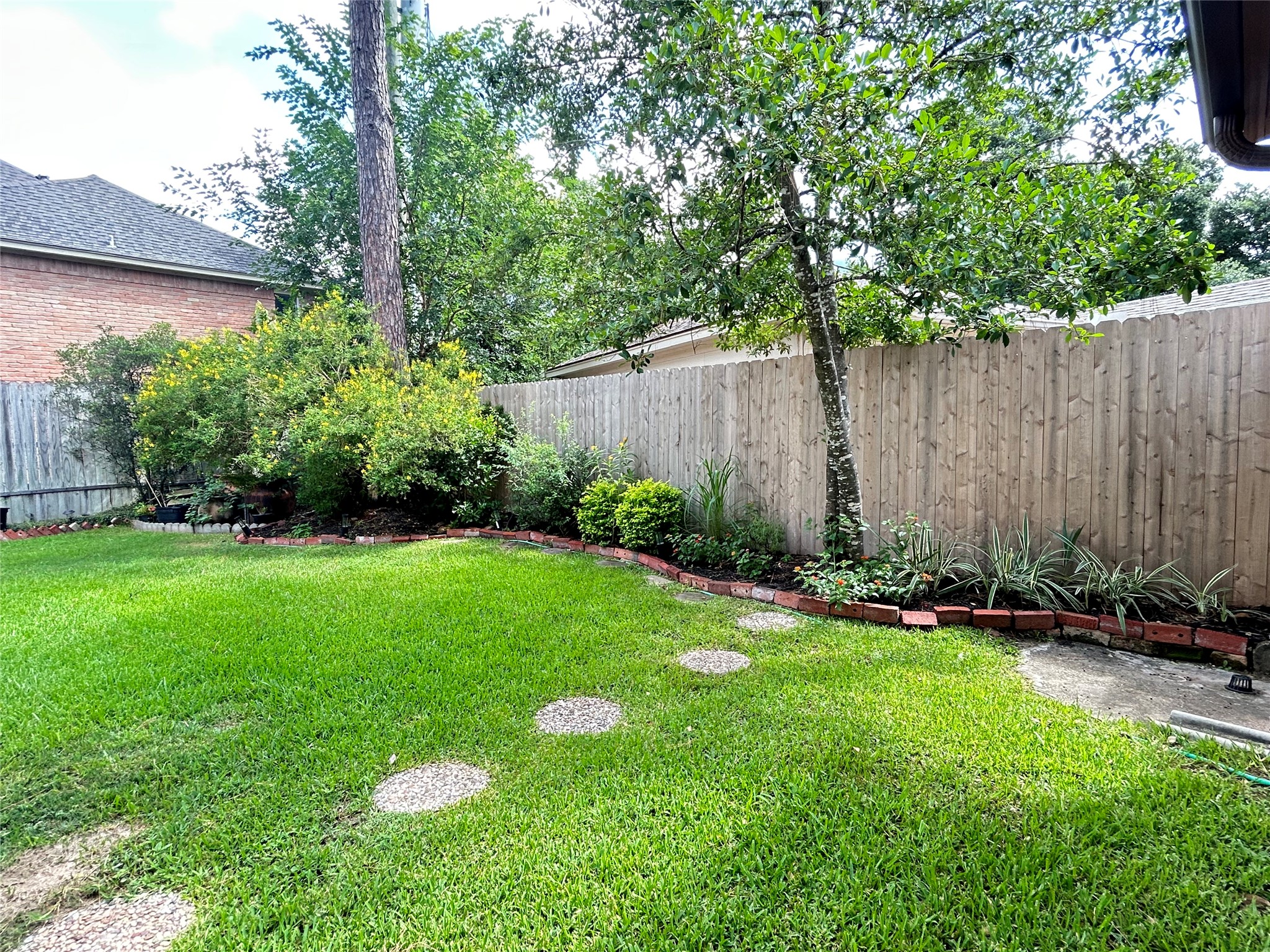 5602 Fountainbridge Lane Houston TX 77069