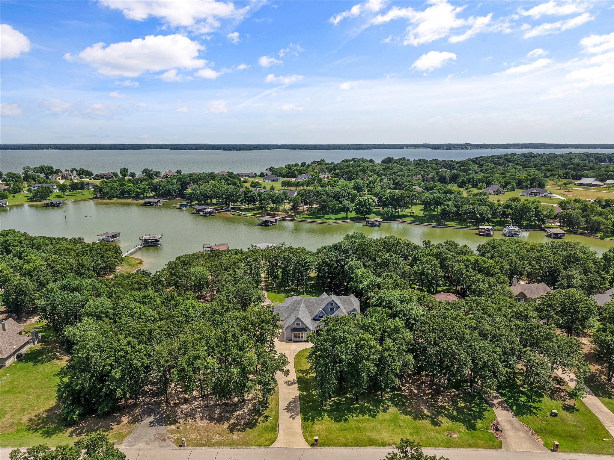 902 Waters Edge Drive Corsicana TX 75109