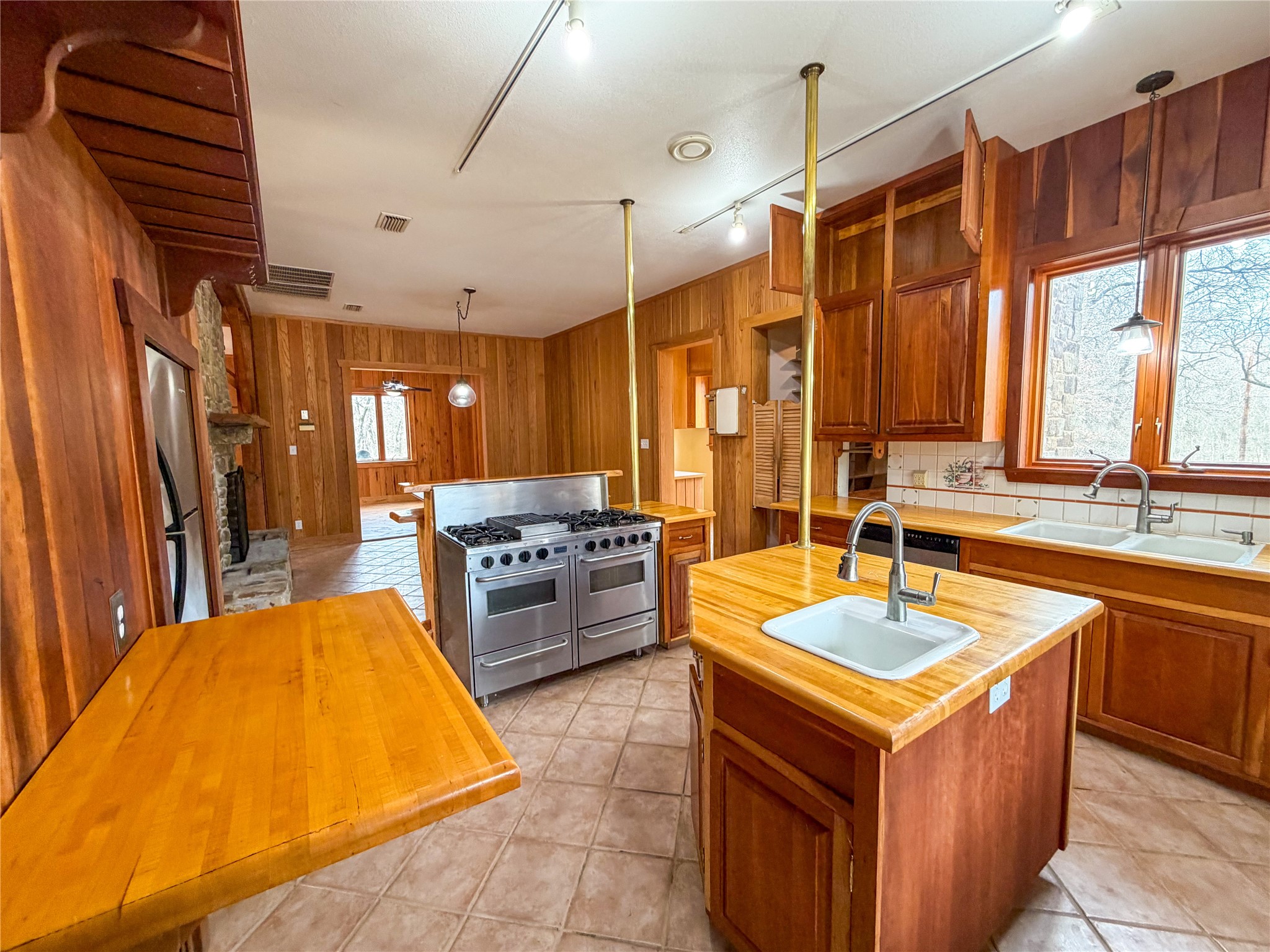 322 Wild Wood Drive Decatur TX 76234