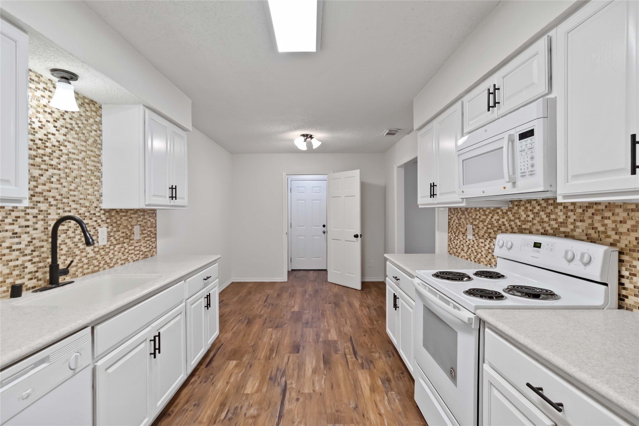 3440 Salmon Street Sachse TX 75048