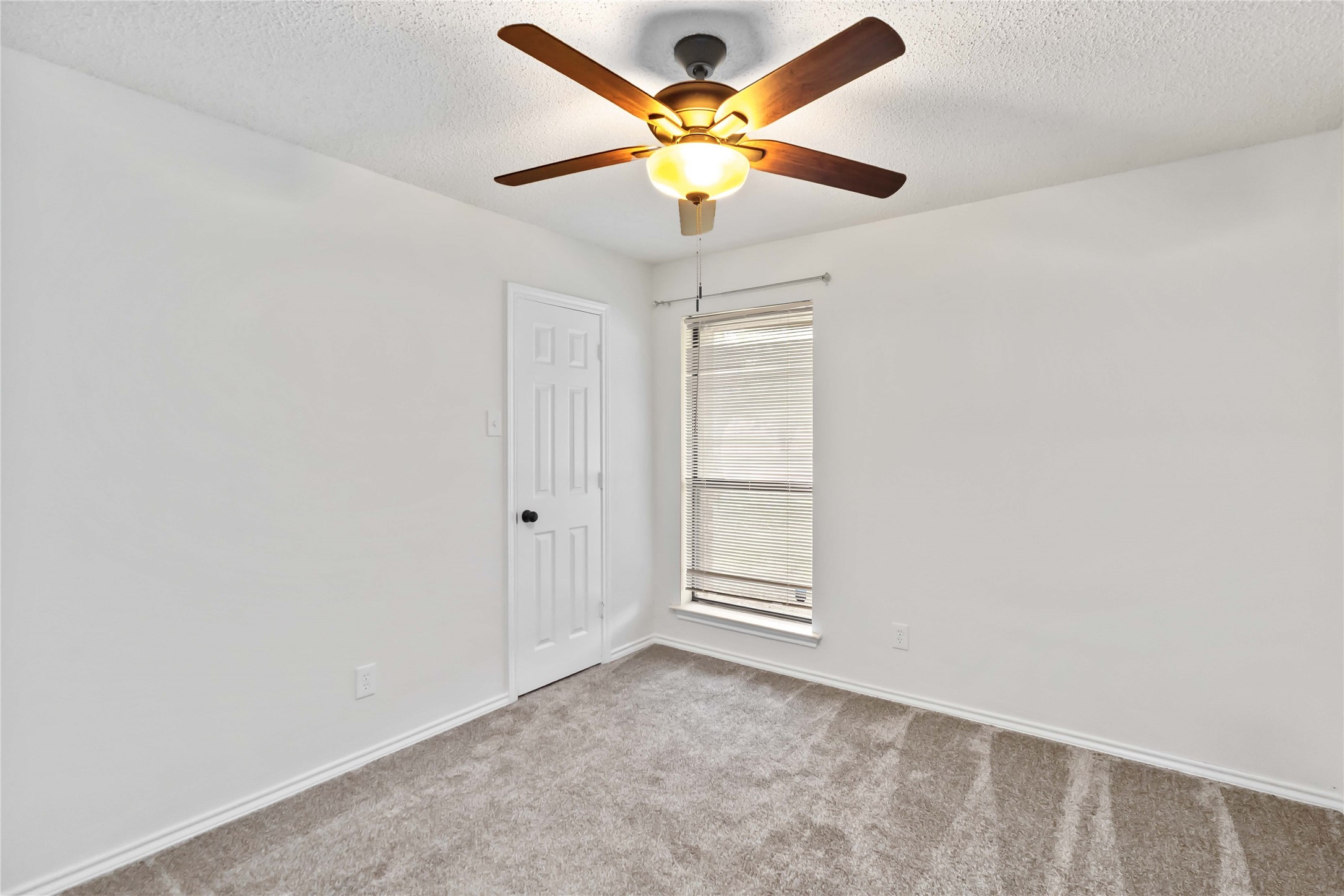 3440 Salmon Street Sachse TX 75048