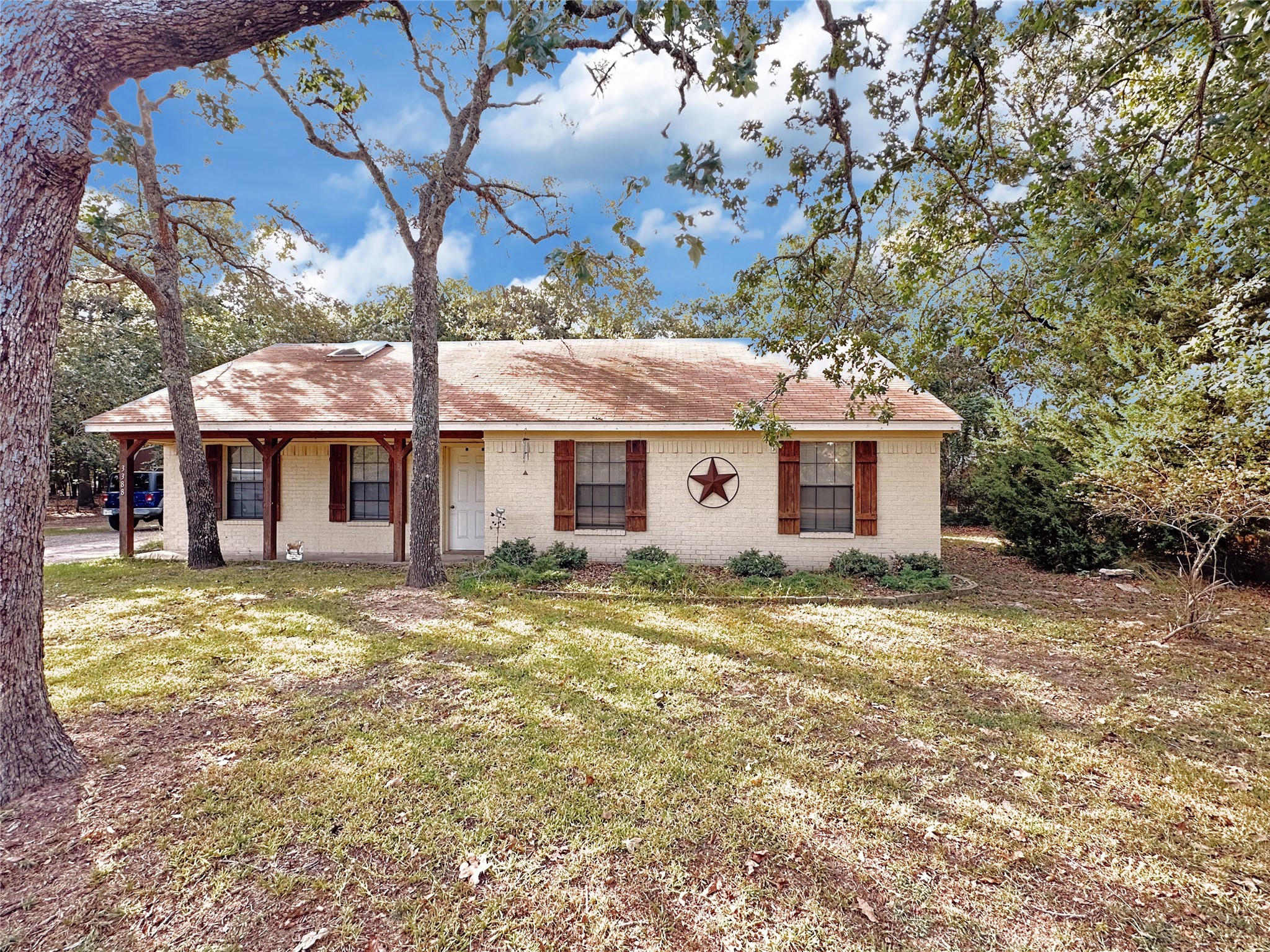 3388 Bandera Street Athens TX 75752