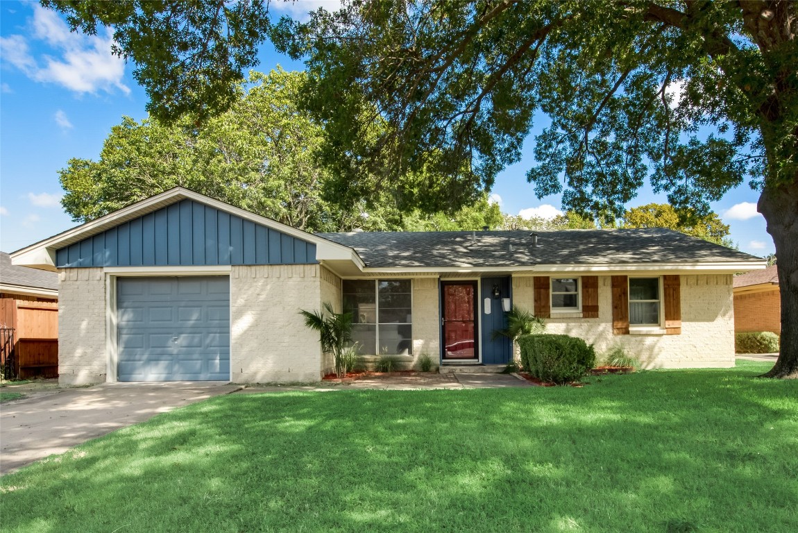 305 Merribrook Trail Duncanville TX 75116