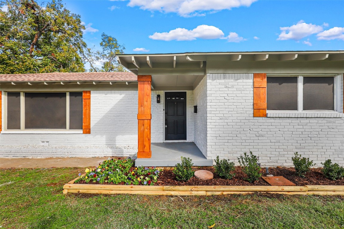 7017 Robinhood Lane Fort Worth TX 76112