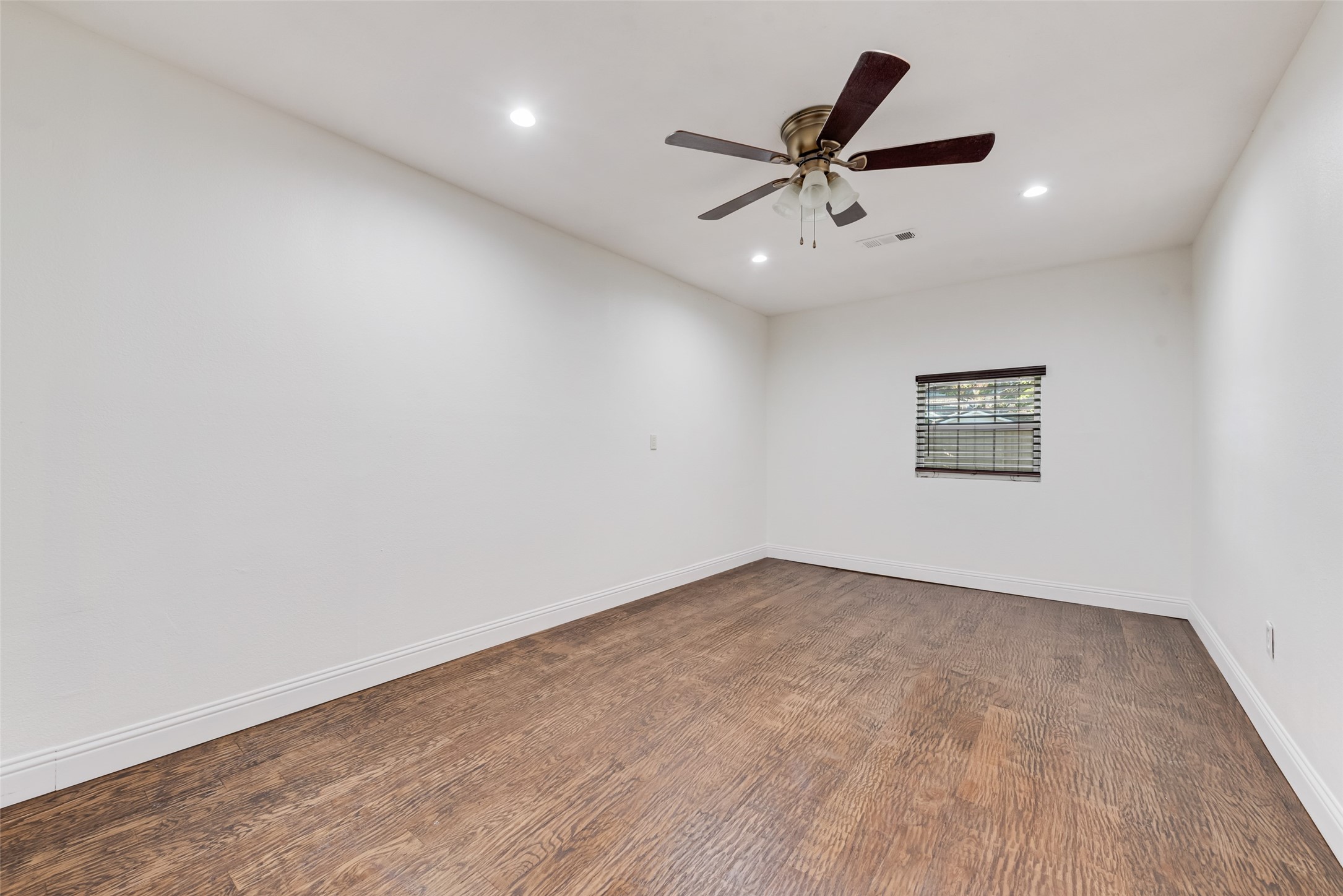 3025 Truxillo Street Dallas TX 75228