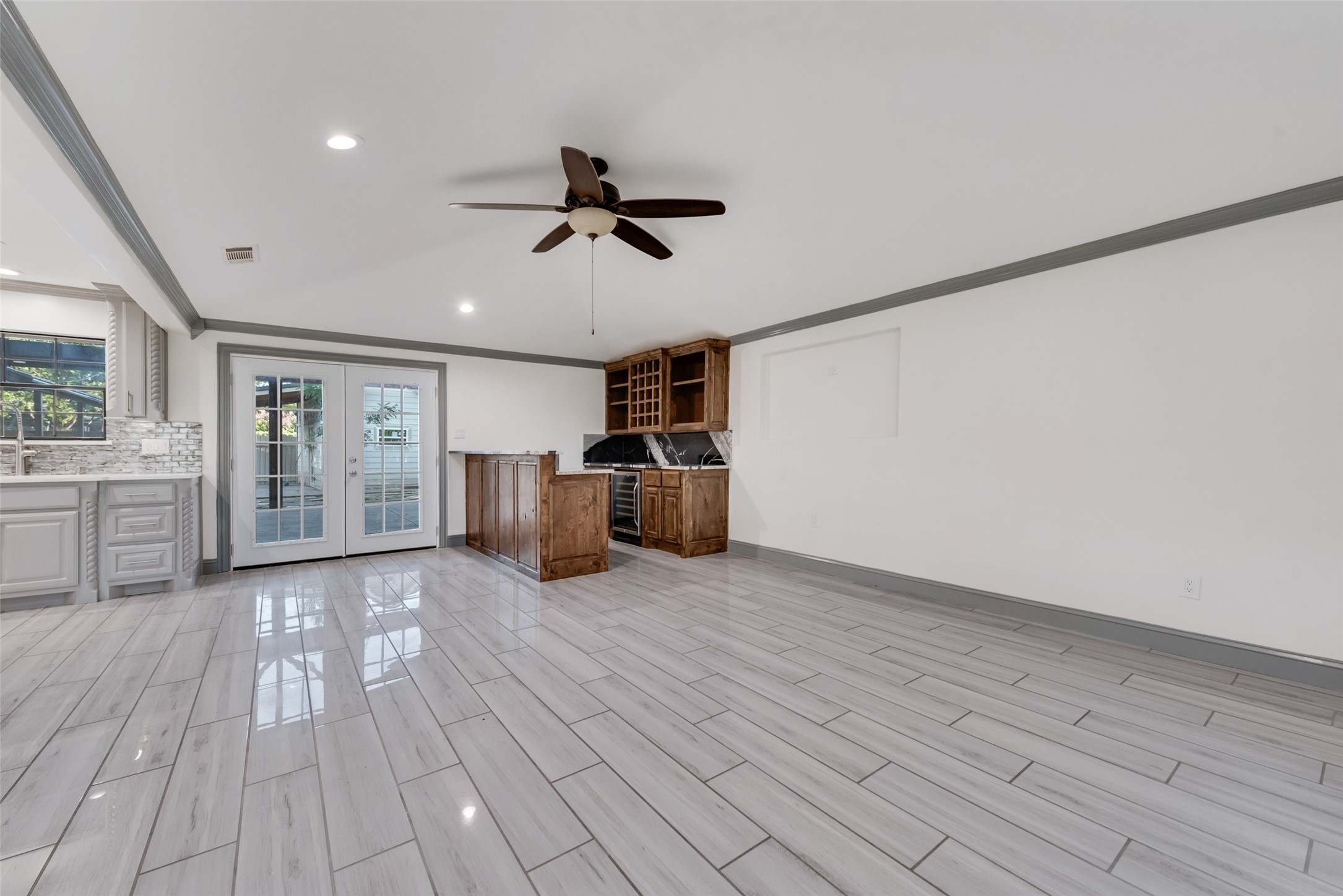 3025 Truxillo Street Dallas TX 75228