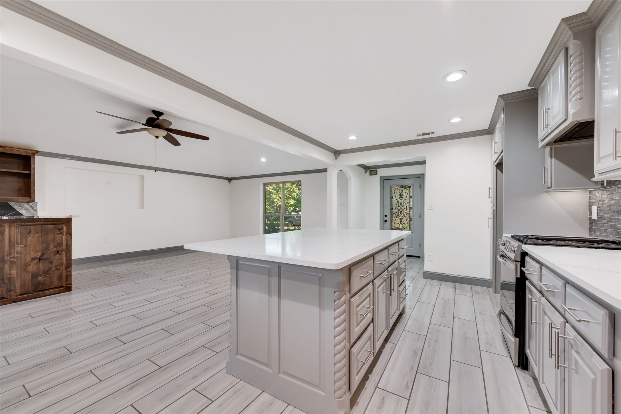 3025 Truxillo Street Dallas TX 75228