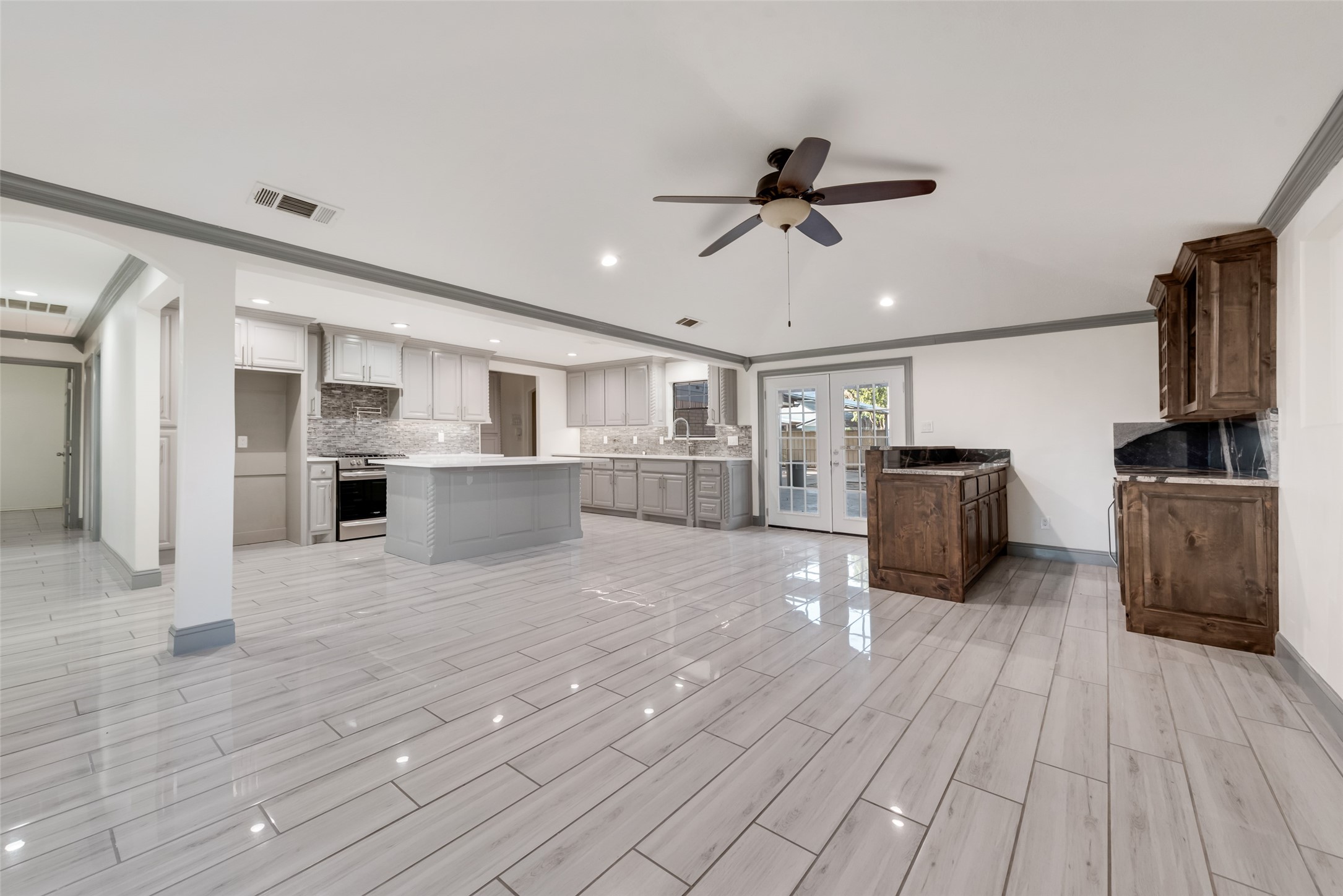 3025 Truxillo Street Dallas TX 75228