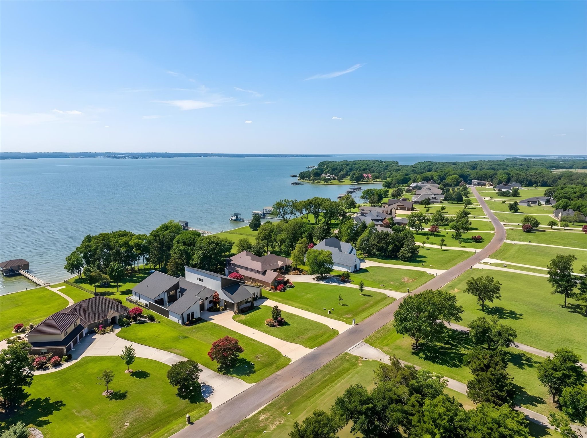 1130 The Shores Drive Corsicana TX 75109