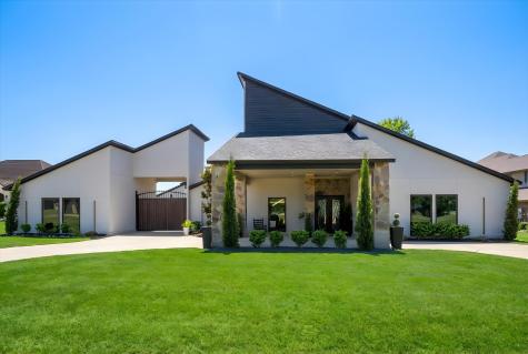 1130 The Shores Drive Corsicana TX 75109