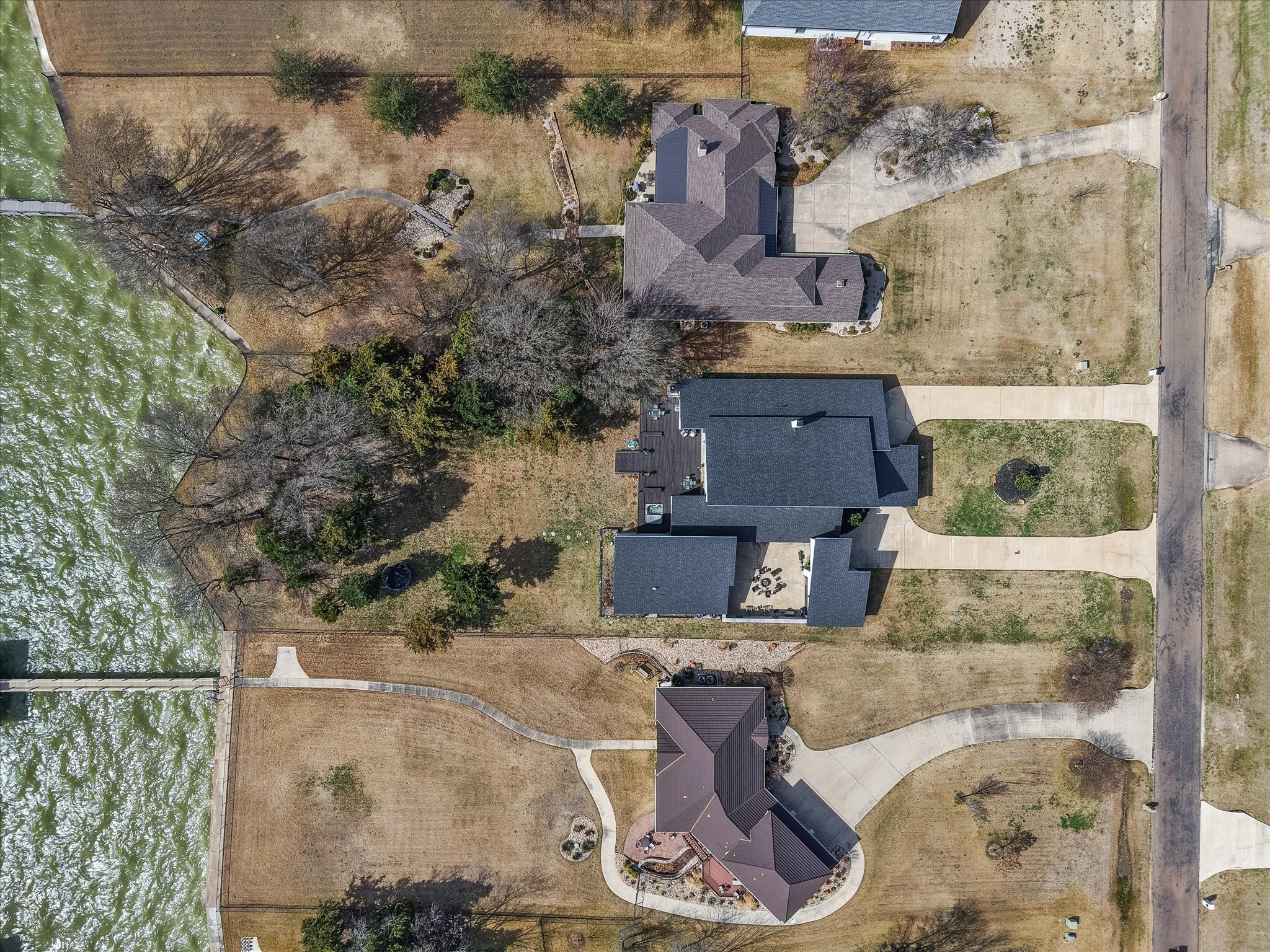 1130 The Shores Drive Corsicana TX 75109