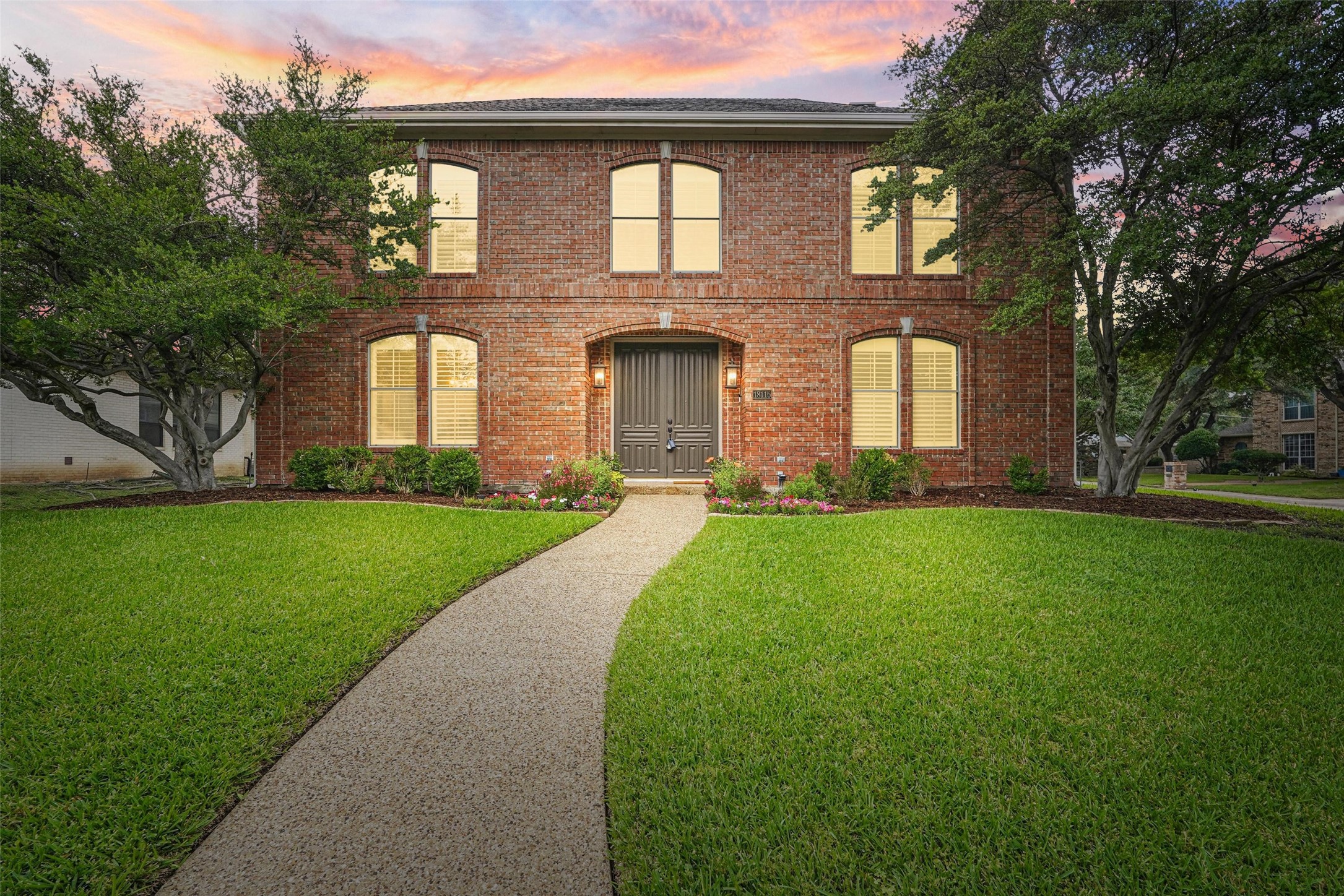 18115 Hollow Oak Court Dallas TX 75287