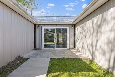 805 S 4th Street Bonham TX 75418