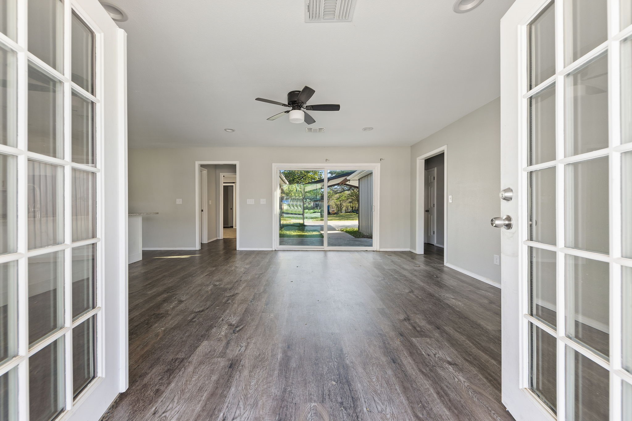 805 S 4th Street Bonham TX 75418