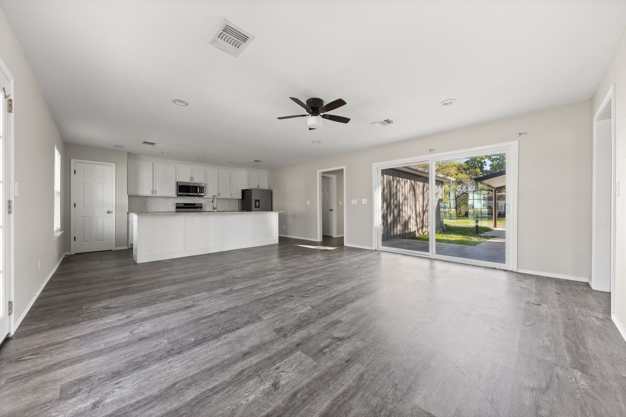 805 S 4th Street Bonham TX 75418