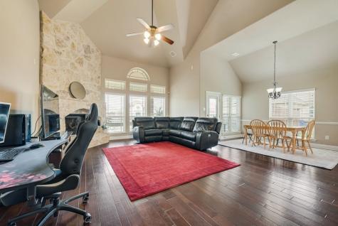 4817 Ellsworth Street Mansfield TX 76063