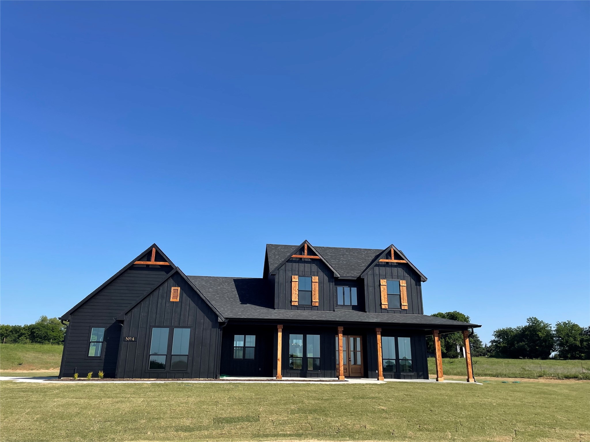 4 Dixie Estates Way Whitesboro TX 76273