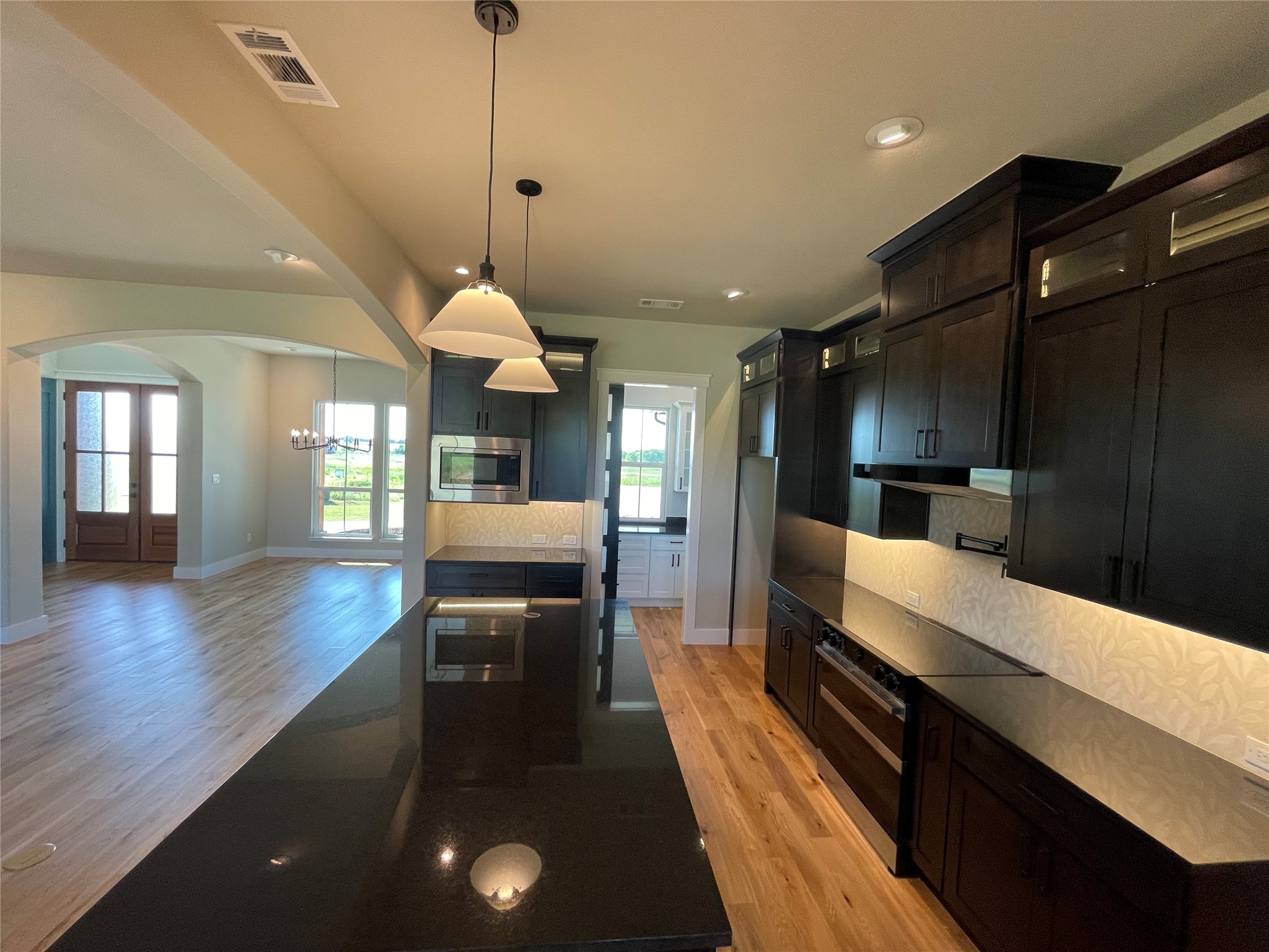 4 Dixie Estates Way Whitesboro TX 76273