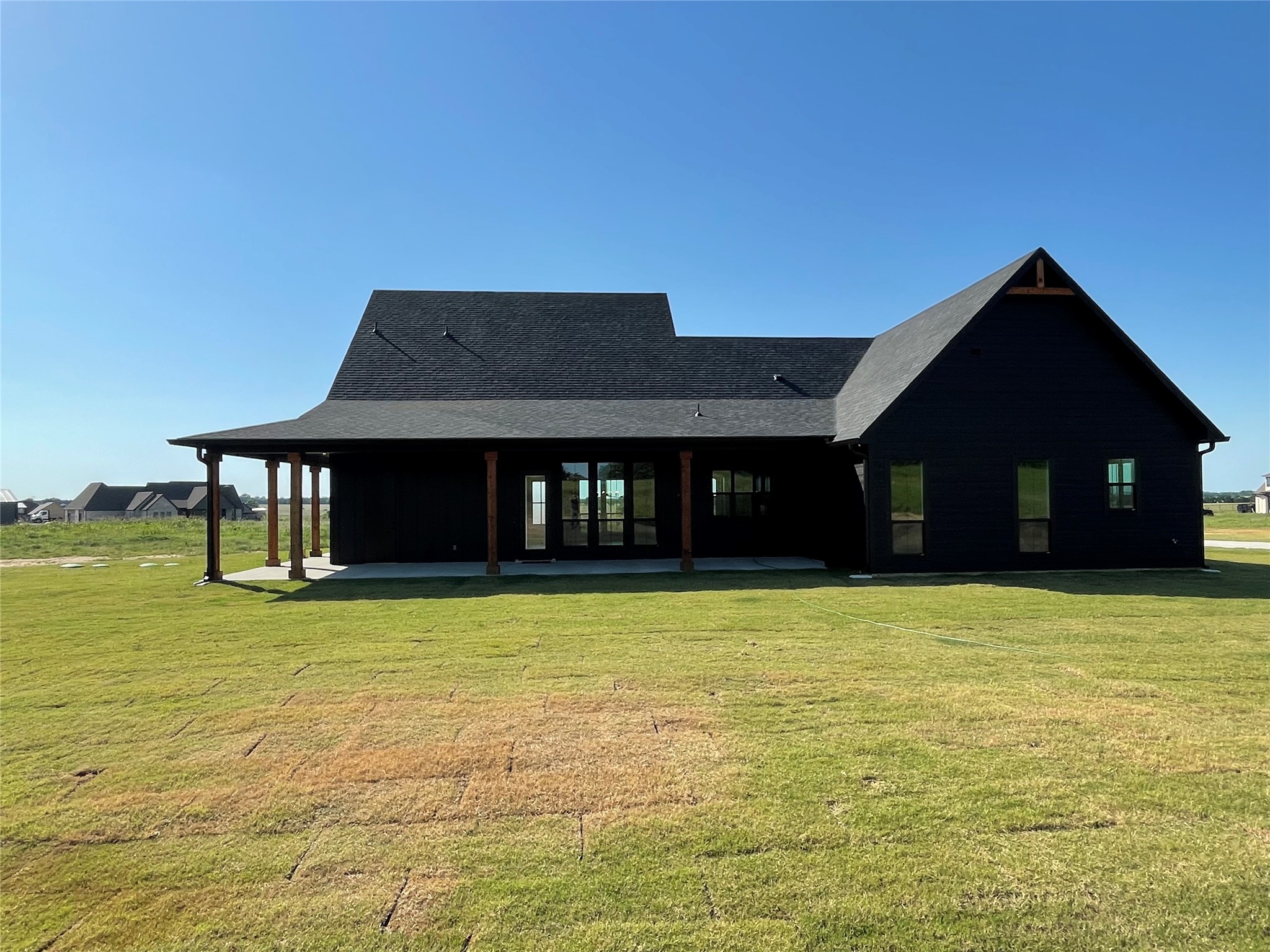 4 Dixie Estates Way Whitesboro TX 76273