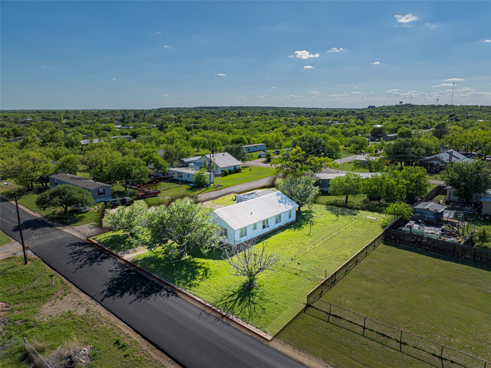 701 N Shelton Street Breckenridge TX 76424