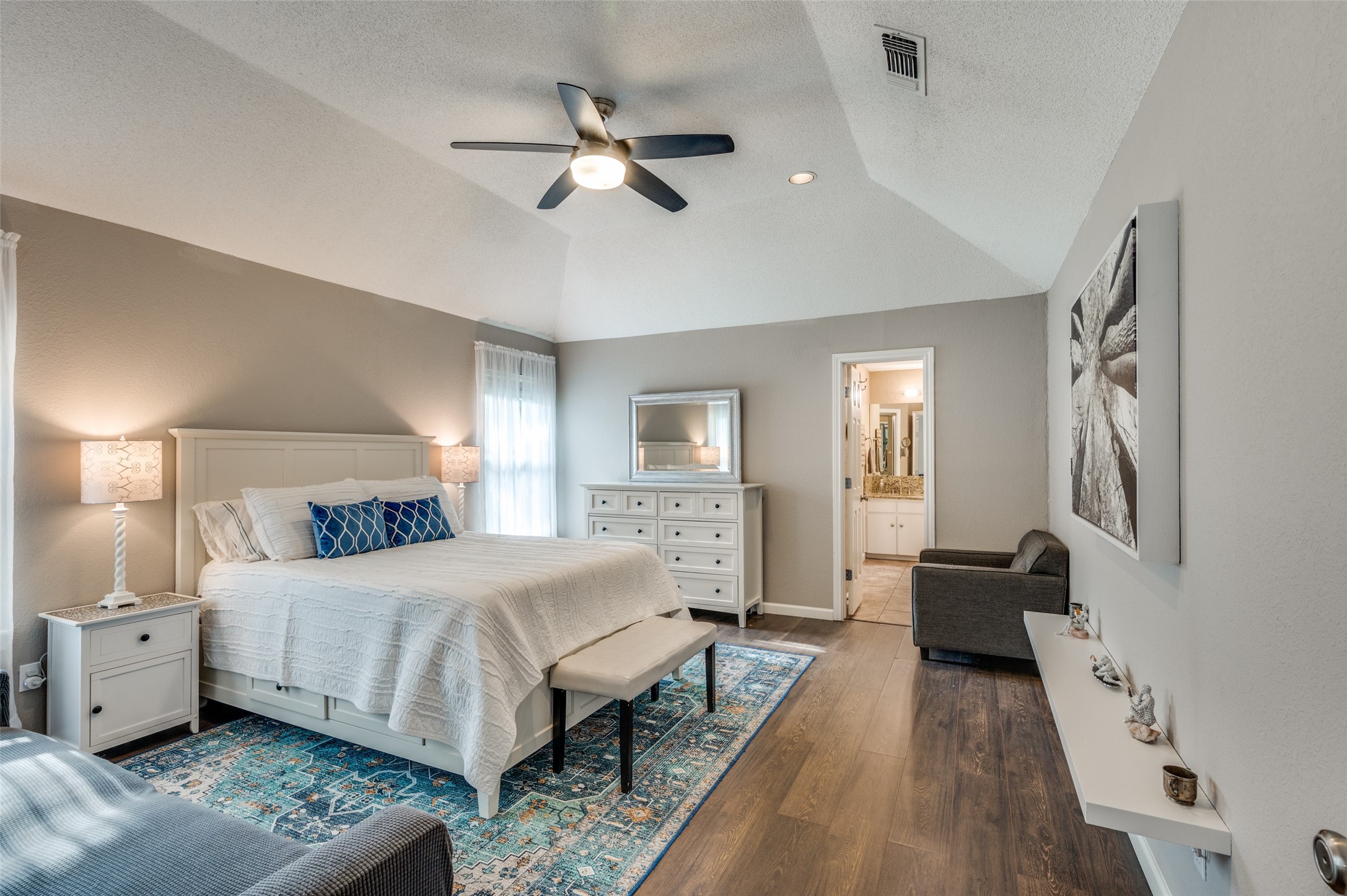 1317 Holly Hill Drive Grand Prairie TX 75052