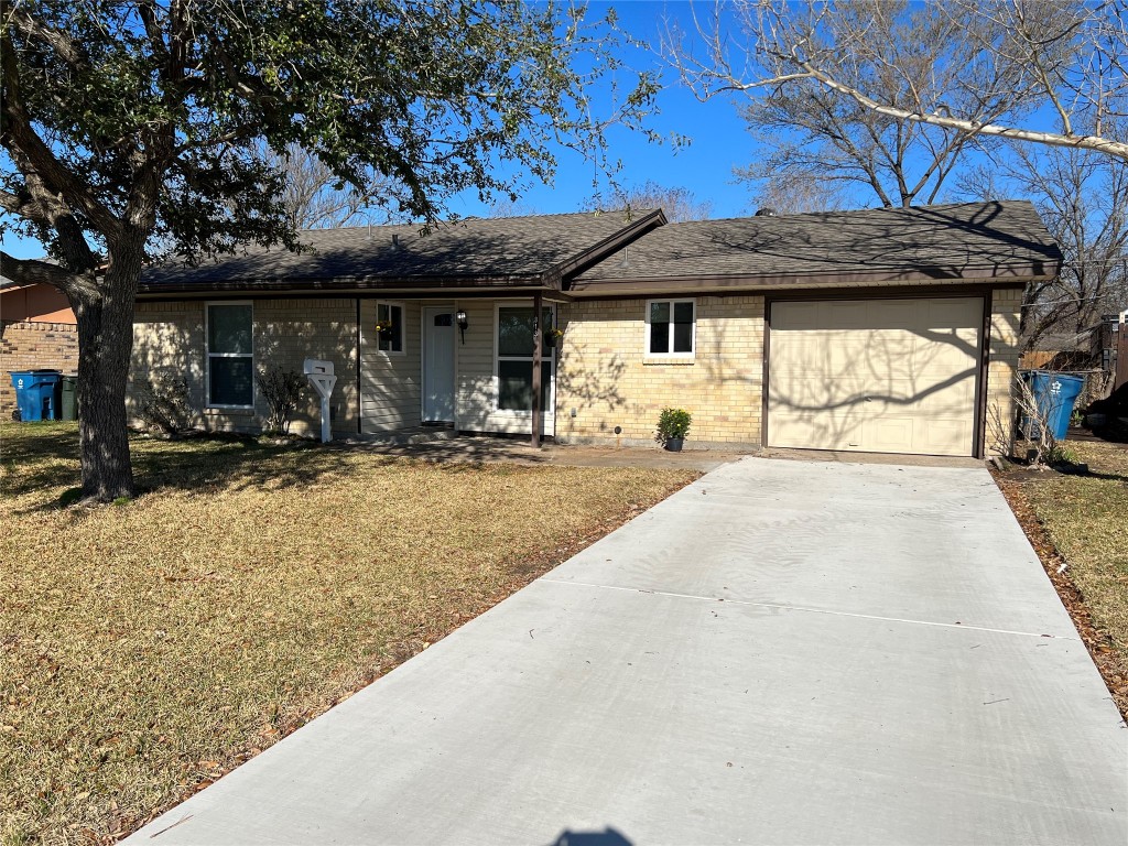 813 Ross Lane Seagoville TX 75159