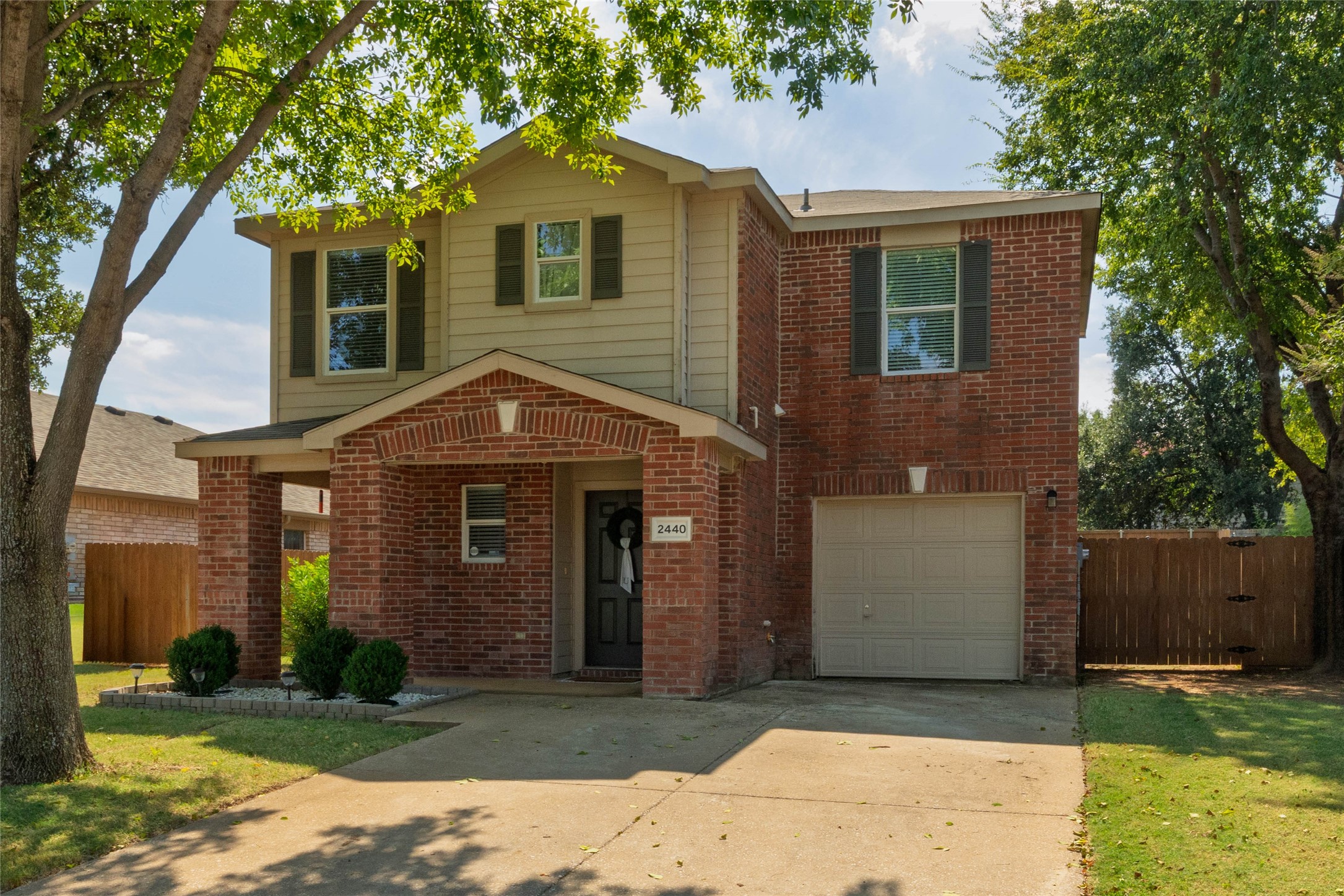 2440 Tan Oak Drive Dallas TX 75212