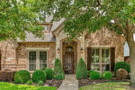 8312 Park Brook Drive North Richland Hills TX 76182