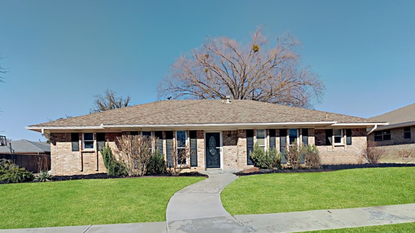 2803 Peachtree Lane Pantego TX 76013