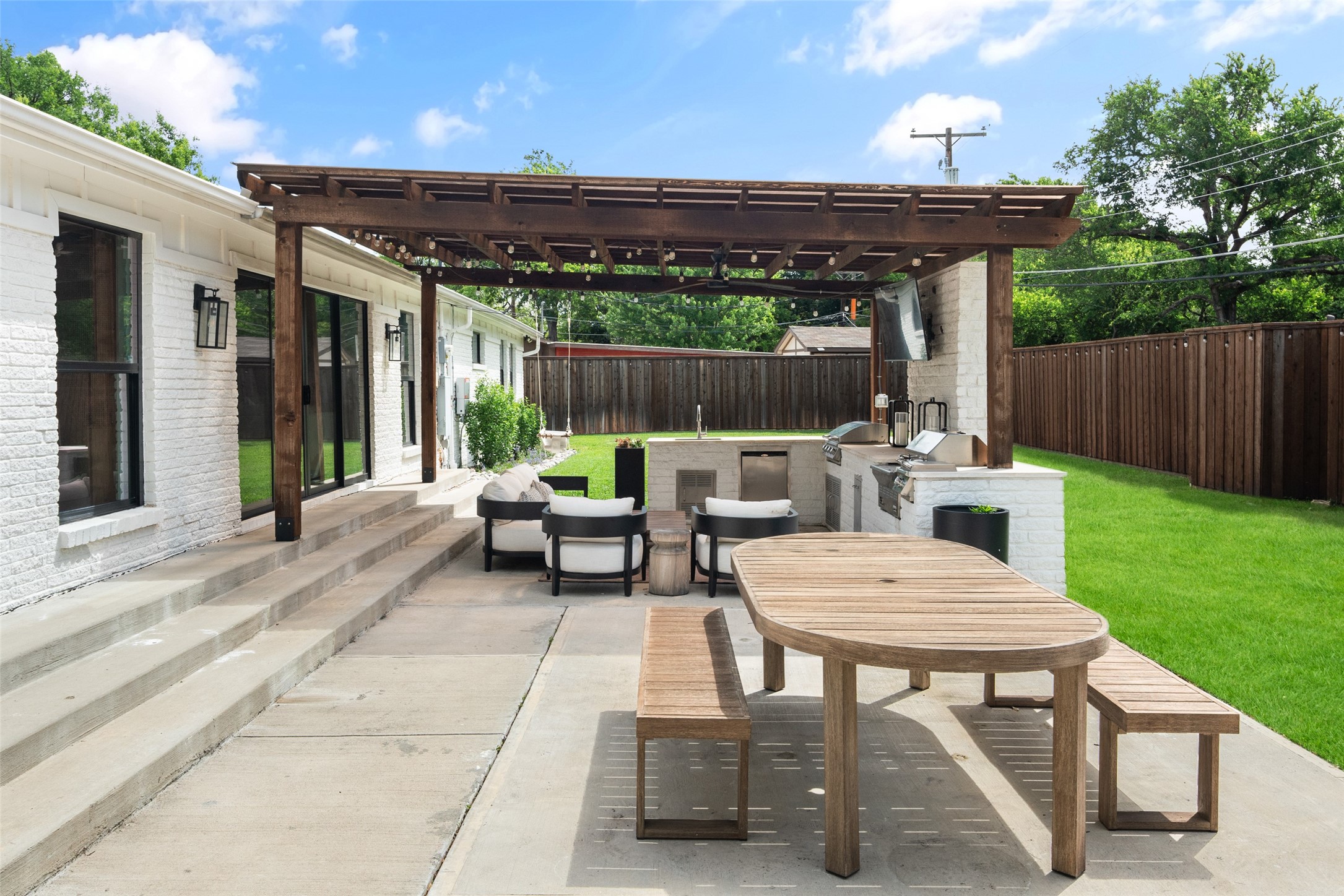 3426 Saint Cloud Circle Dallas TX 75229