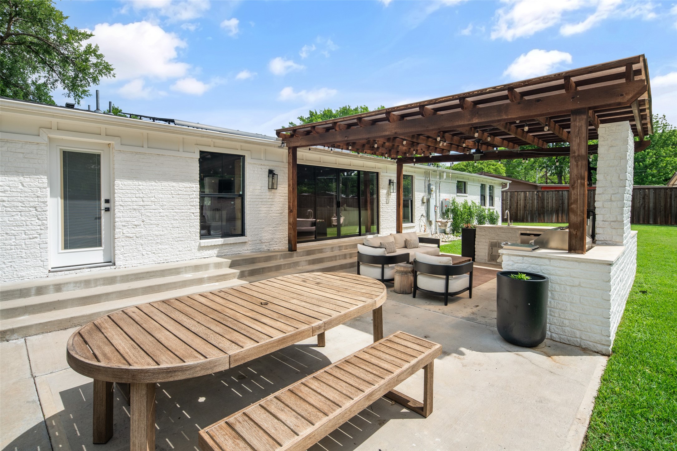 3426 Saint Cloud Circle Dallas TX 75229