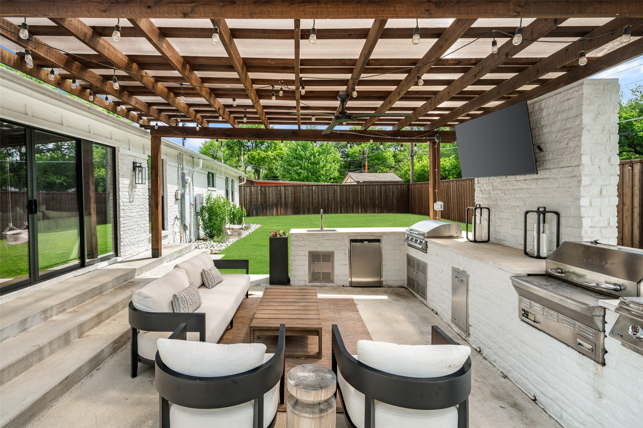 3426 Saint Cloud Circle Dallas TX 75229